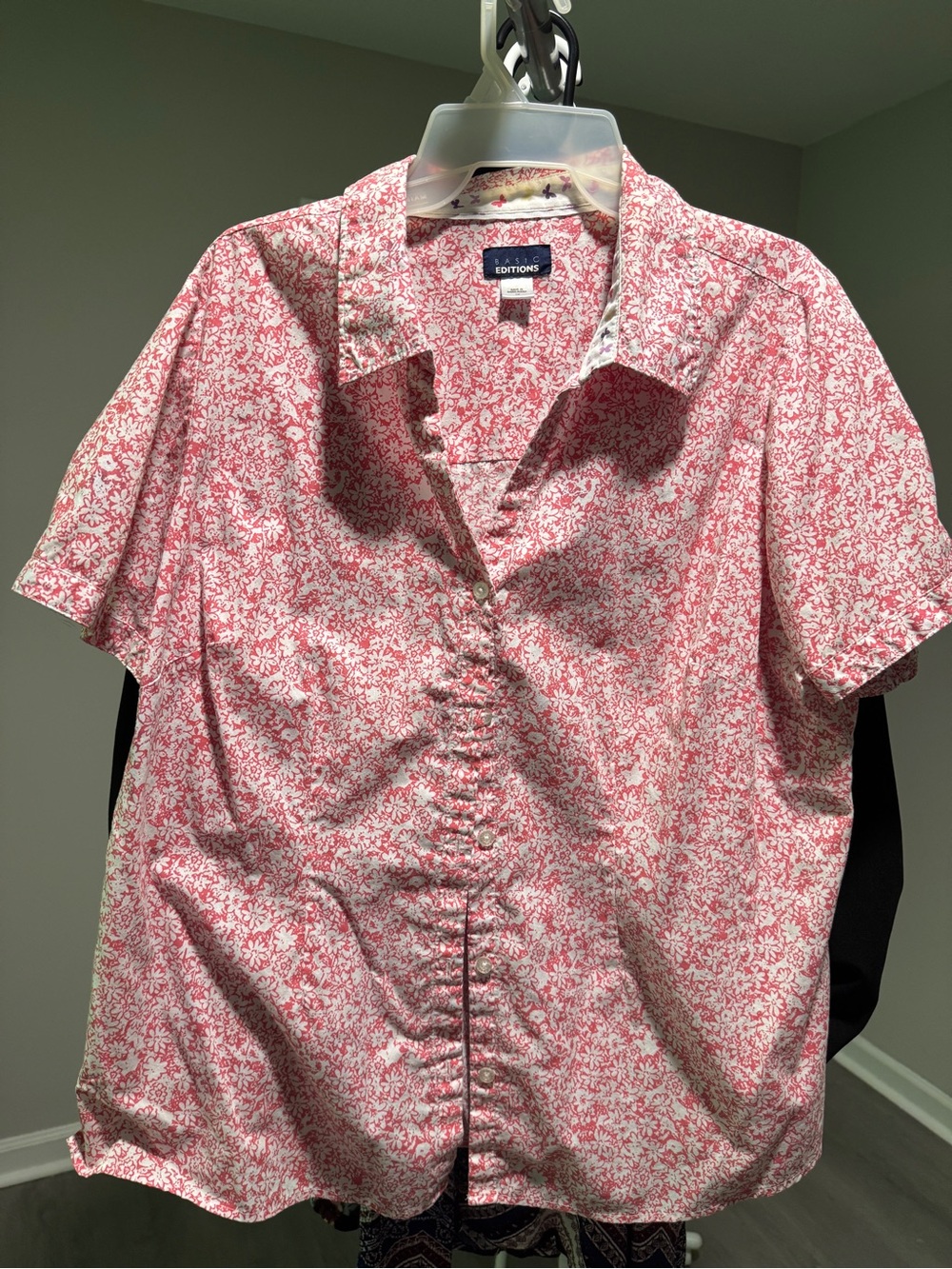 Basic Editions Pink Floral Short-Sleeve Button-Down Shirt